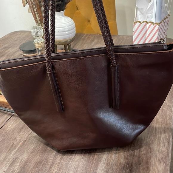 Noonday Collection leather bag. - Picture 1 of 8